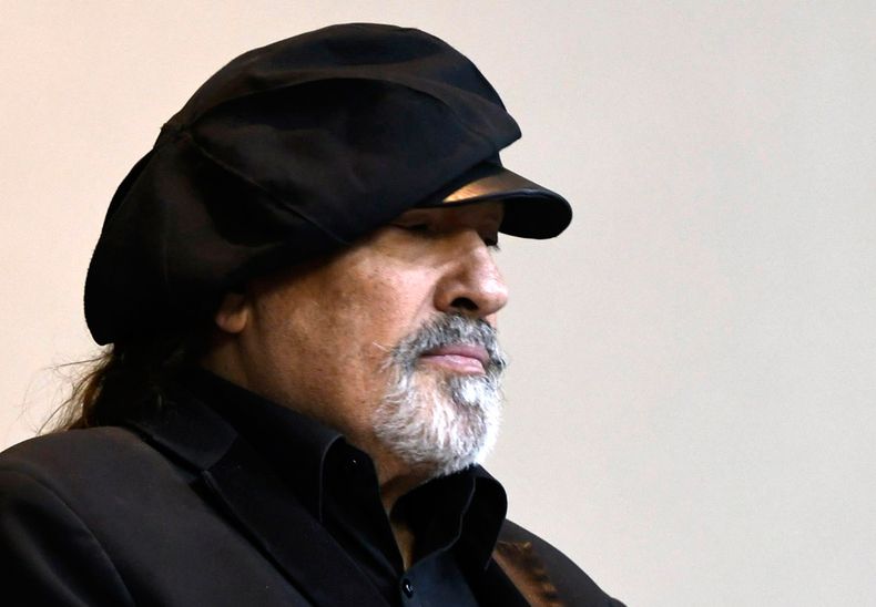 10088 miguel negro pinera.jpg