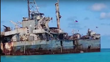 EE.UU. acusa a China de imprudencia tras choque de uno sus buques con par filipino en mar en disputa