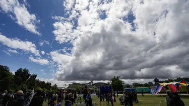 ¡No guardes el paraguas!: Meteorología anuncia nuevas lluvias y tormentas eléctricas para este fin de semana