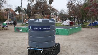 Corte de agua en Santiago: Revisa los 96 puntos de abastecimientos en las ocho comunas
