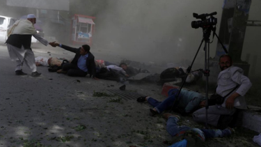 Afganistán: Doble atentado de Estado Islámico deja al menos 25 muertos, 9 de ellos periodistas