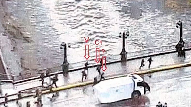 A_UNO_1218988.jpg