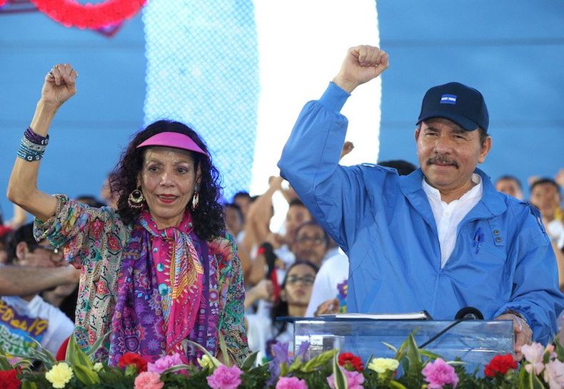Daniel Ortega y Rosario Murillo.jpg