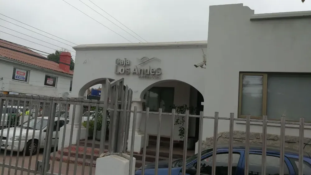 Caja Los Andes le descontó $236 mil de sueldos pese a juicio abandonado hace meses: Corte ordena devolver dinero y detener cobros