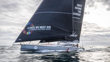 Adolescente activista por la emergencia climática, Greta Thunberg, vendrá a la COP25 en un barco de carreras