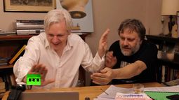 Slavoj Žižek y detención de Assange: Quién controla los medios digitales, esa es la mayor amenaza para nuestra libertad