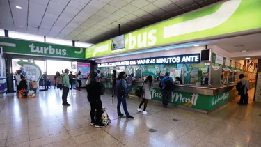Turbus deberá pagarle $30 millones de indemnización a pasajera que sufrió daño permanente en su rostro tras accidente