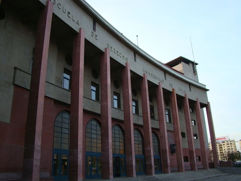 facultad derecho u de chile.jpg