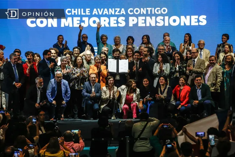 13257 promulgacion reforma de pensiones.webp