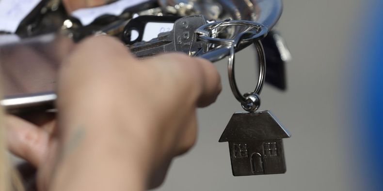Corte de Apelaciones ordenó entregar vivienda a beneficiaria expulsada / Agencia Uno