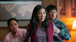Crítica de cine | ¿Es película para un Oscar? Todo en todas partes al mismo tiempo