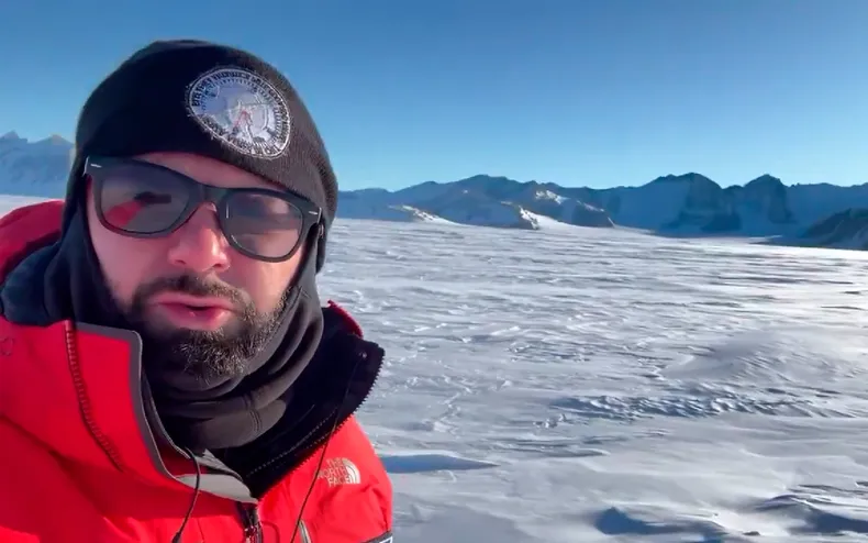 9673 boric polo sur.webp