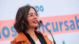 Camila Vallejo confirma embarazo con tierna publicación: Tres meses de intensos síntomas