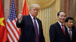 La propuesta de Trump para evitar masacres en las escuelas: Armar profesores