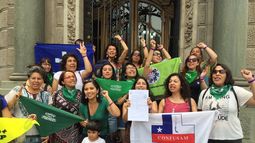 La huelga feminista va: Organizaciones sociales de mujeres solicitaron permiso a la Intendencia para la realización de la marcha del 8M