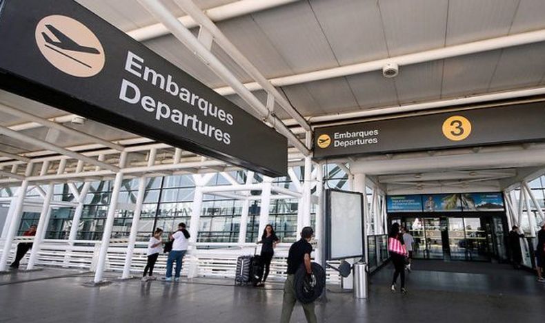 aeropuerto denuncia haitianos 730x350 1.jpg