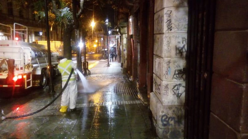 operativo nocturno aseo_ecuador.jpg
