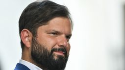 Boric dice que al dejar la Presidencia desea escribir literatura de ficción con pseudónimo