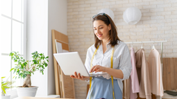 Pese a alza de negocios liderados por mujeres, sólo el 5,8% perdura: Las 5 razones que lo explican