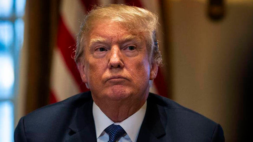 Trump señala que personas trans no deberían estar en las fuerzas armadas porque toman muchas drogas