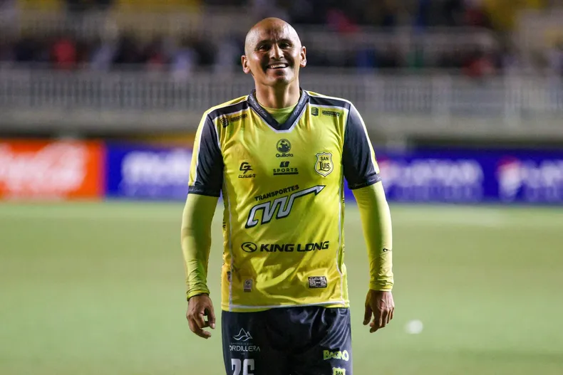 24125 chupete suazo.webp