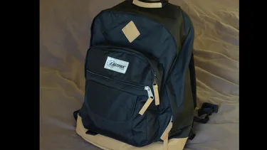 Proliferación de armas blancas entre juventud francesa gatilla controles policiales aleatorios de mochilas en escuelas