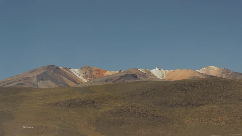 Cerro sagrado de Arica arriesga ser convertido en mina: Comunidades buscan anular proyecto en la justicia
