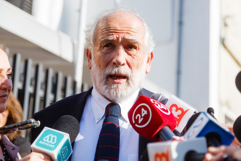 montes anuncio investigacion por traspasos de dineros a fundacion en el maule.jpg