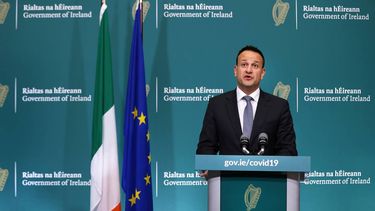 Irlanda declara públicos todos los hospitales privados ante emergencia por COVID-19