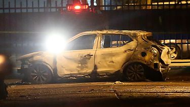 El Desconcierto | auto quemado jgm.jpg