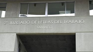 Segundo Juzgado de Letras del Trabajo de Santiago / Poder Judicial