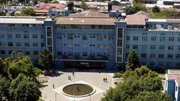 Hospital Clínico de la Universidad de Chile firma acuerdo para reforzar atención del Hospital San José