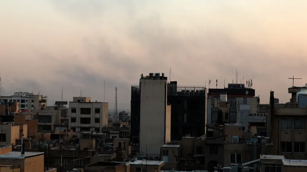 Cuarto día de ataques entre Israel e Irán acumulan 224 muertos y agudiza tensión de riesgo nuclear