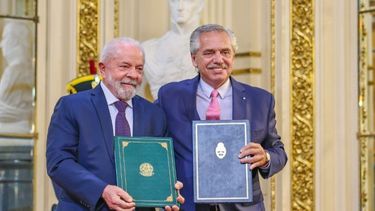 Lula se disculpa con Argentina por las groserías del genocida Bolsonaro