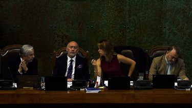 El Desconcierto | diputados.jpg