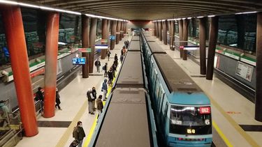 Feriado del 20 de junio: Revisa cómo funcionará el comercio y nuevo horario del Metro