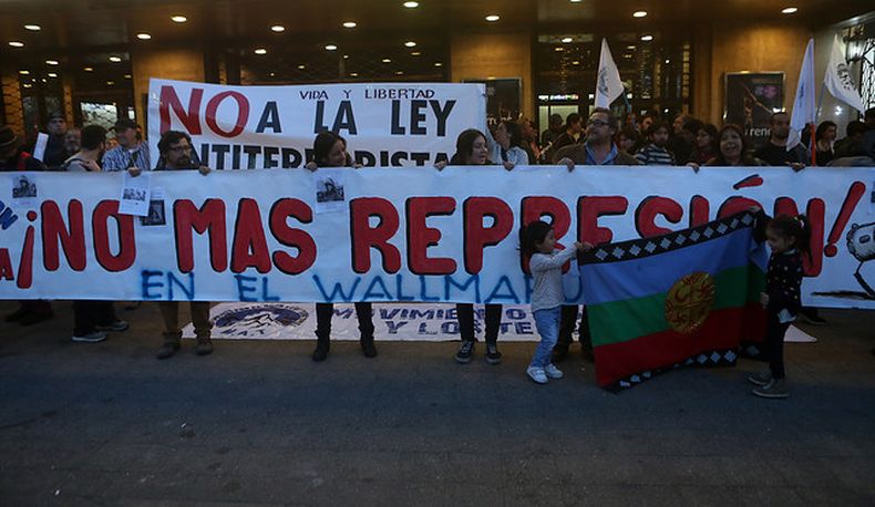 marcha mapuche 2.jpg