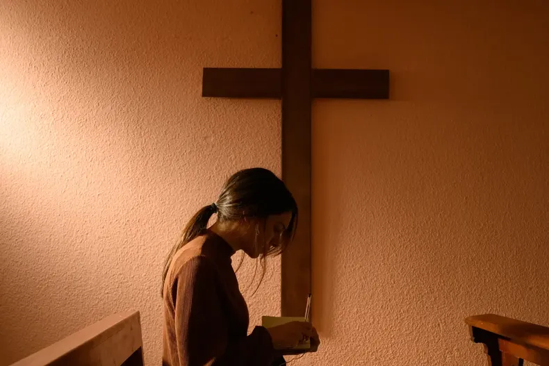 11647 minuto heroico serie sobre el opus dei 1.webp