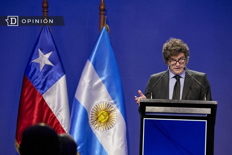 8125 javier milei en conferencia en chile.jpg