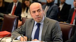 Contraloría pone mano dura sobre el SII por no querellarse en casos de corrupción de campañas políticas