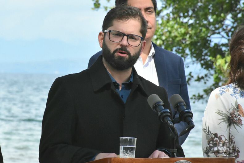 el presidente gabriel bori en la araucania.jpg