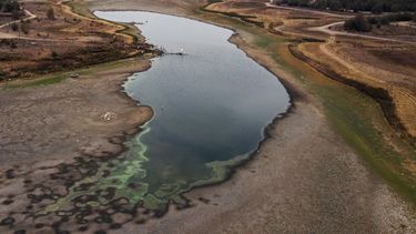 Embalse Puclaro cada vez más seco por la crisis climática - Agencia Uno