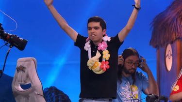 Iquiqueño de 18 años se alzó con campeonato mundial de maestros Pokémon y ganó 50 mil dólares