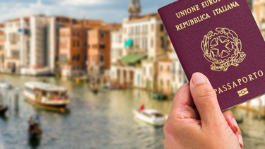 Aseguran que más de un millón de descendientes de italianos en Chile pueden optar a pasaporte