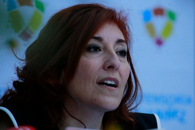 A_UNO_1322260.jpg