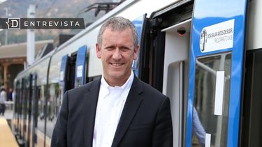 Ministro Muñoz: Lo peor que podríamos hacer es construir un tren que nadie quiera usar
