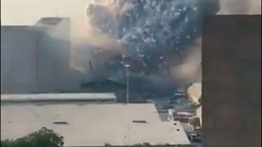 VIDEO| Registro muestra el escaso tiempo para evacuar que hubo entre las dos explosiones en Beirut