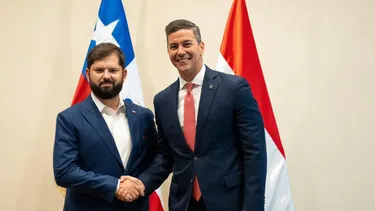 Boric y presidente de Paraguay se citan en Uruguay y abordan avance del Corredor Bioceánico Vial