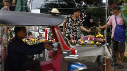 Tailandia regala $270.000 a mayores de 60 años para aliviar su calidad de vida y estimular el consumo