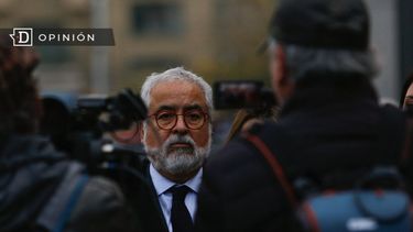 El Desconcierto | 4190 luis hermosilla frente a camaras de television.jpg